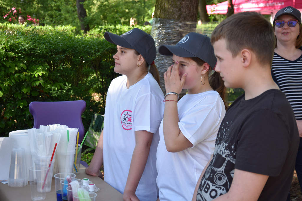 Piknik naukowy w Dobrej Szkole w Ratajach