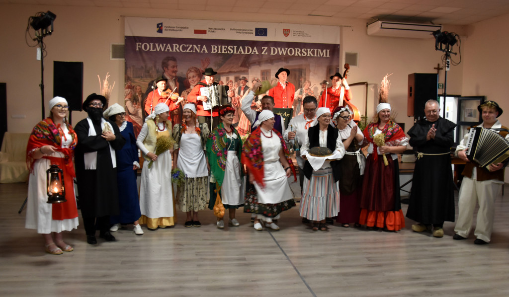 Folwarczna biesiada z dworskimi