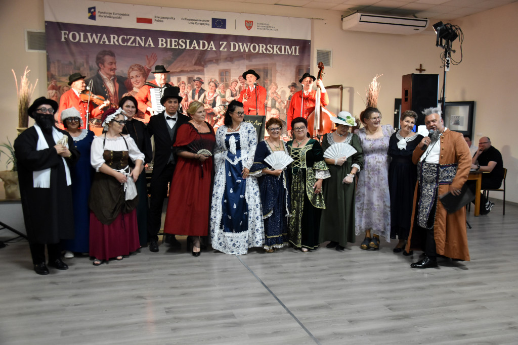 Folwarczna biesiada z dworskimi