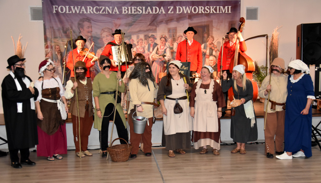 Folwarczna biesiada z dworskimi