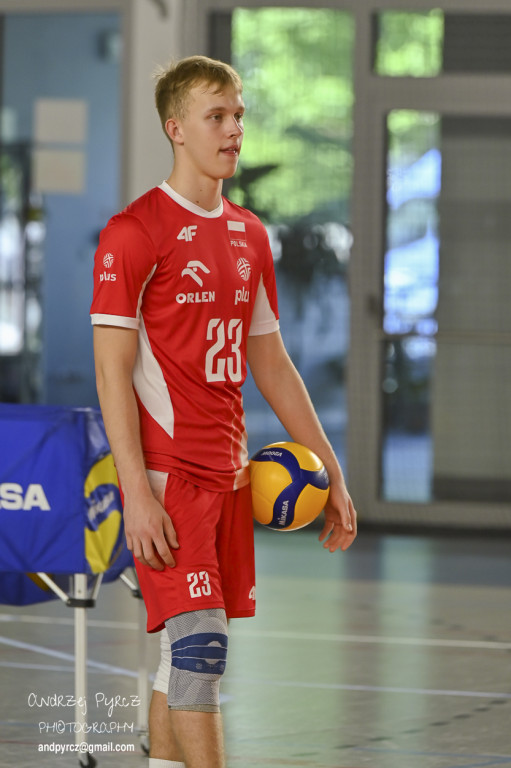 Piła: Kadra narodowa U-18 w siatkówce
