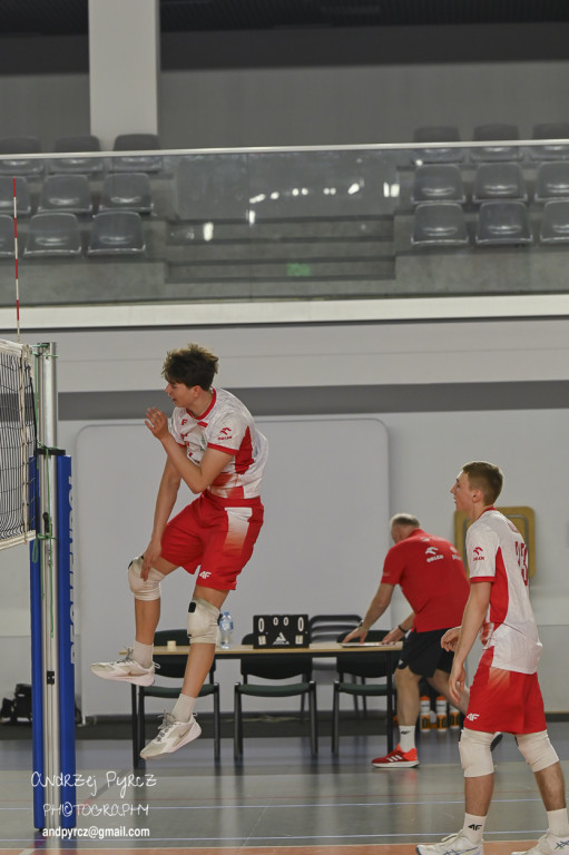Piła: Kadra narodowa U-18 w siatkówce