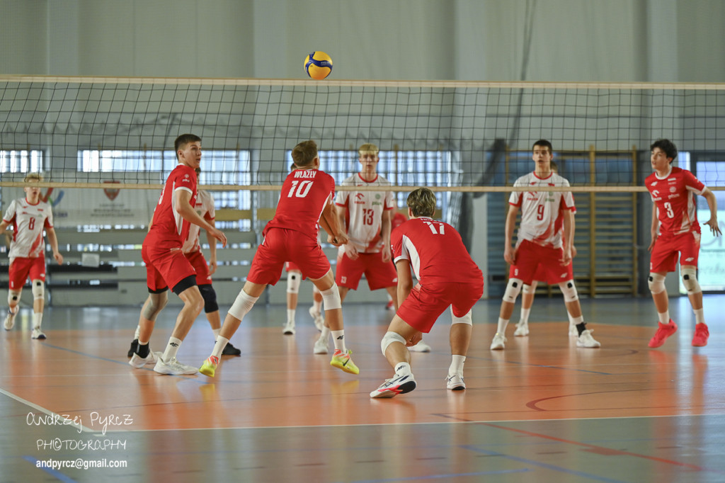 Piła: Kadra narodowa U-18 w siatkówce
