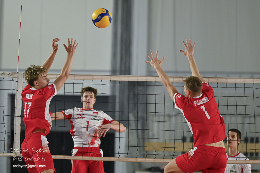 Piła: Kadra narodowa U-18 w siatkówce