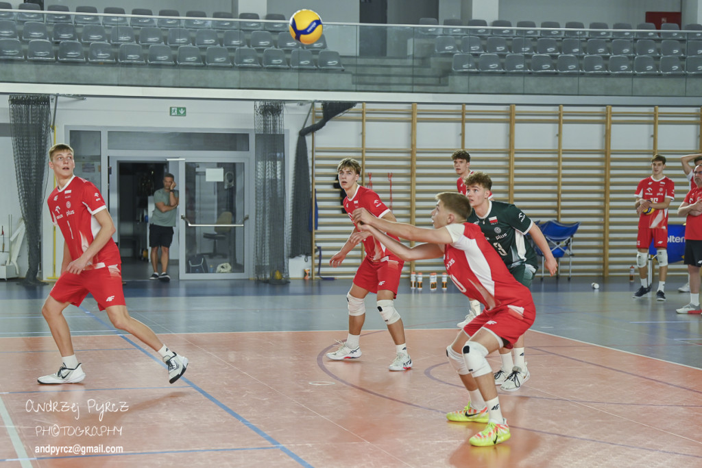 Piła: Kadra narodowa U-18 w siatkówce