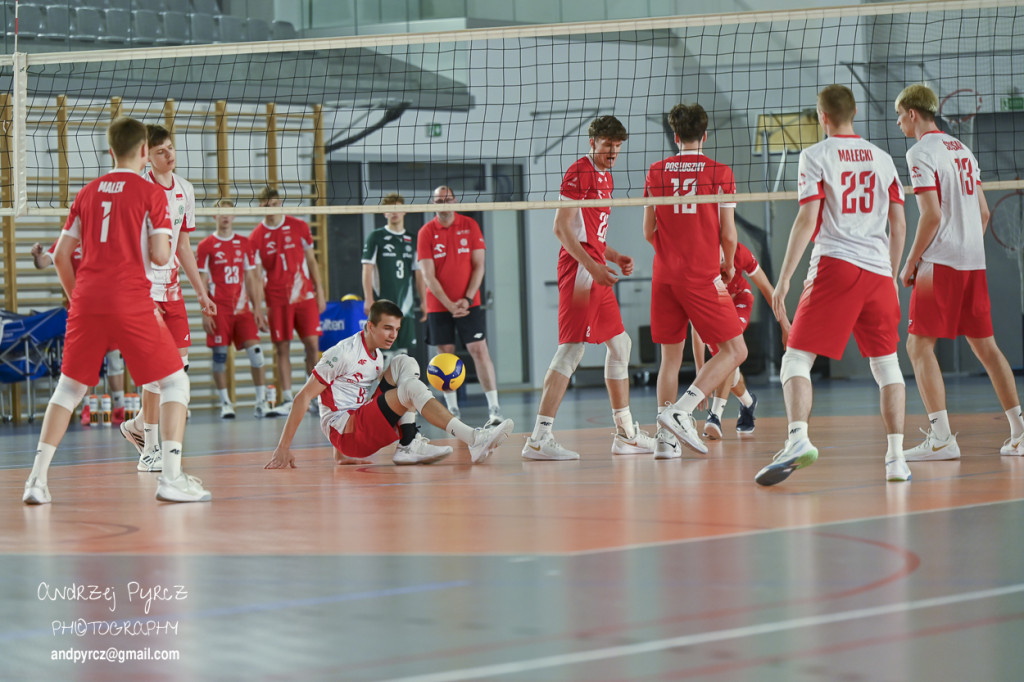 Piła: Kadra narodowa U-18 w siatkówce