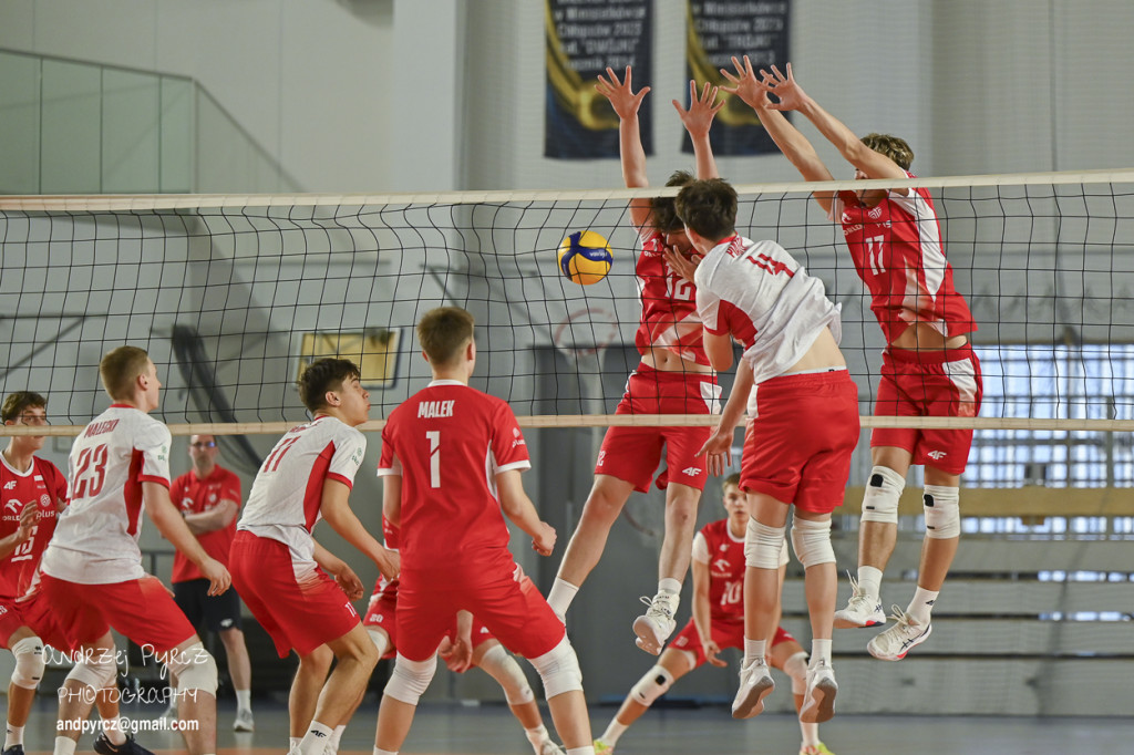 Piła: Kadra narodowa U-18 w siatkówce