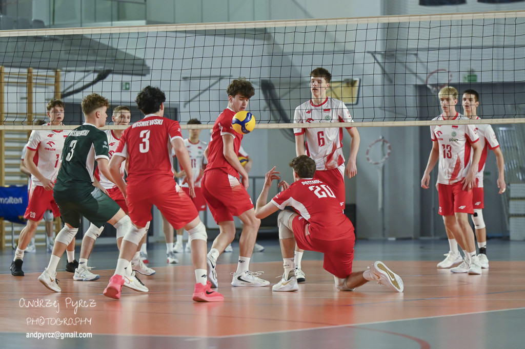 Piła: Kadra narodowa U-18 w siatkówce