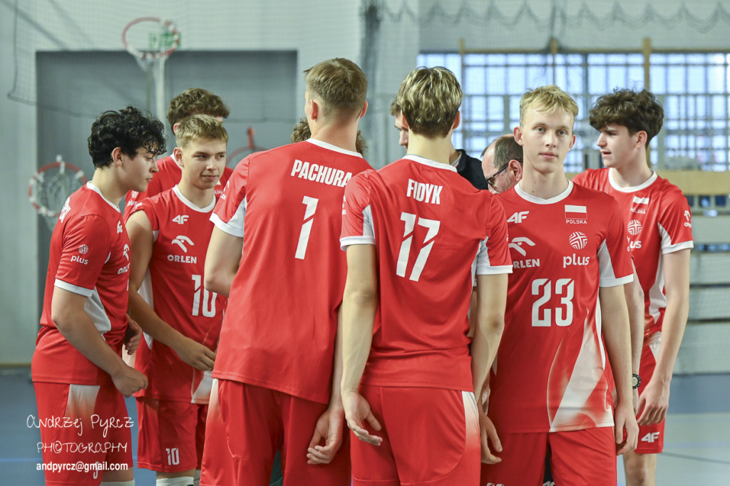 Piła: Kadra narodowa U-18 w siatkówce