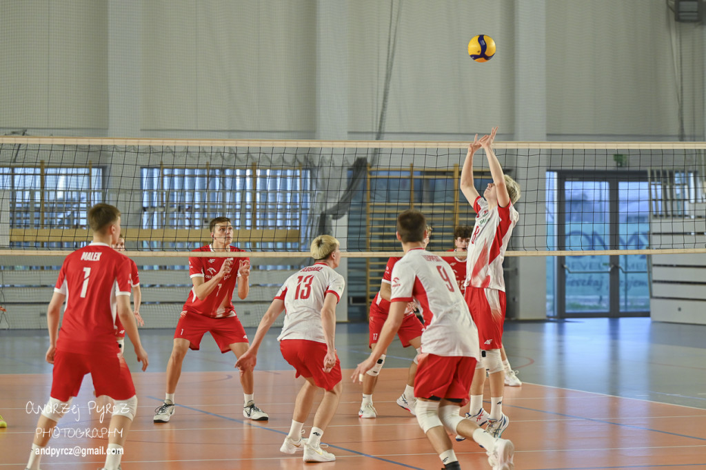Piła: Kadra narodowa U-18 w siatkówce