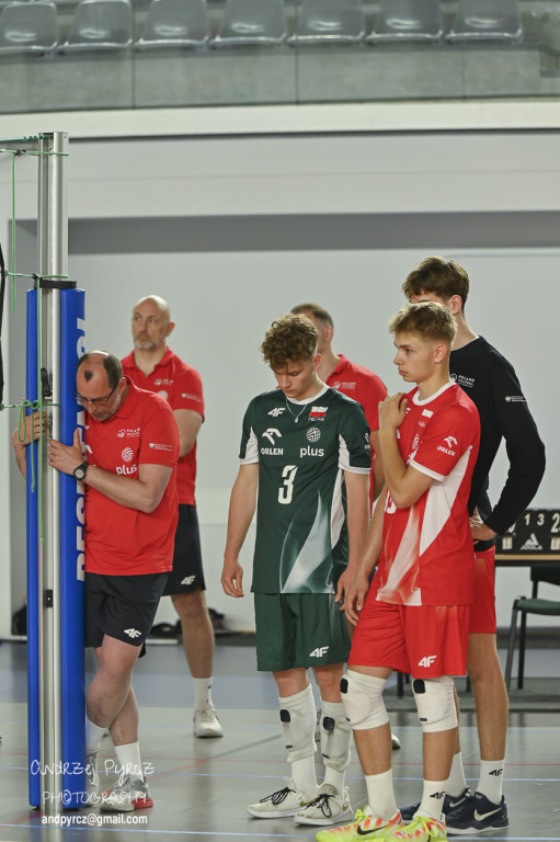 Piła: Kadra narodowa U-18 w siatkówce