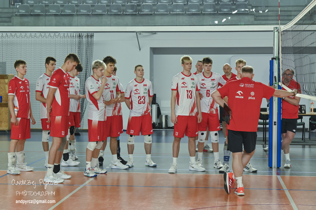 Piła: Kadra narodowa U-18 w siatkówce