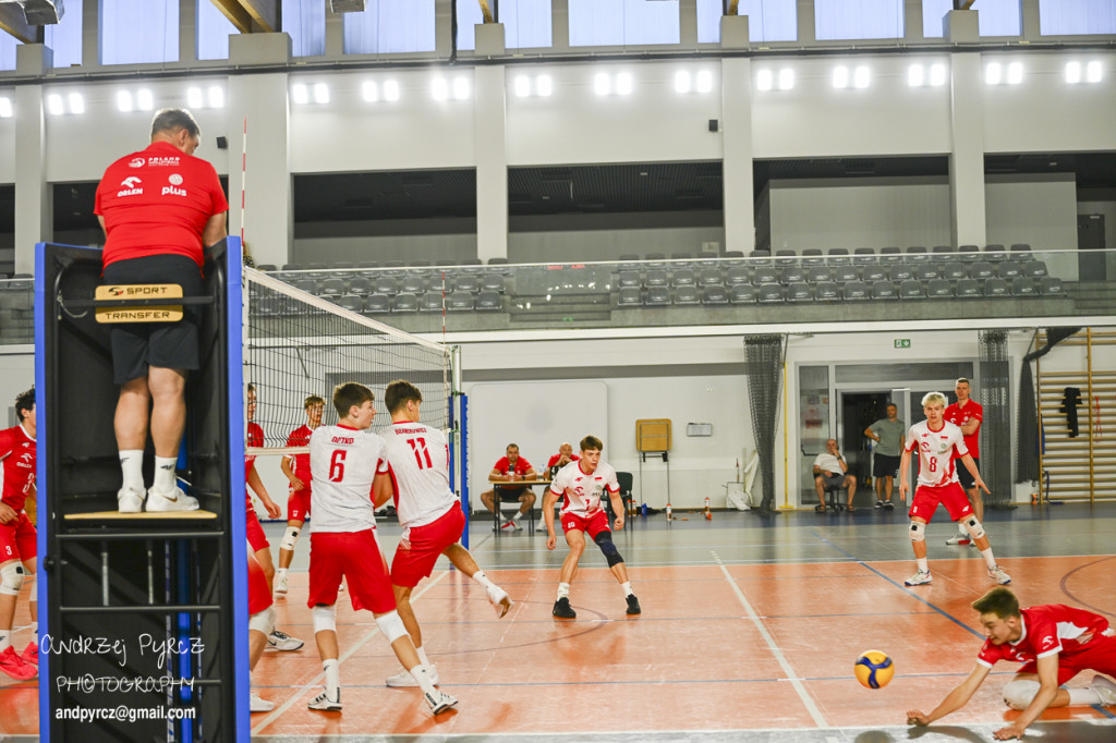 Piła: Kadra narodowa U-18 w siatkówce