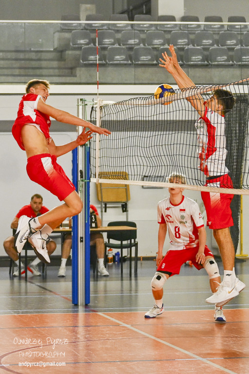 Piła: Kadra narodowa U-18 w siatkówce