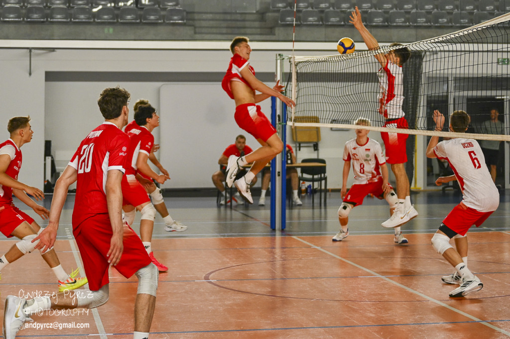 Piła: Kadra narodowa U-18 w siatkówce