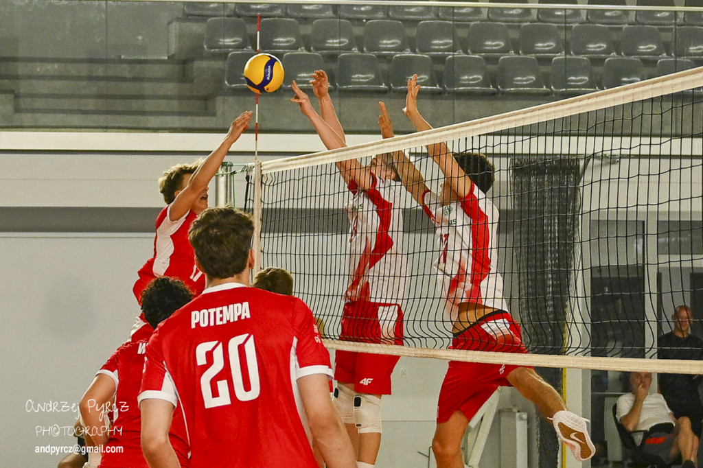 Piła: Kadra narodowa U-18 w siatkówce