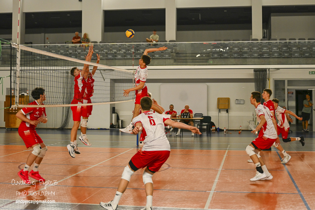 Piła: Kadra narodowa U-18 w siatkówce