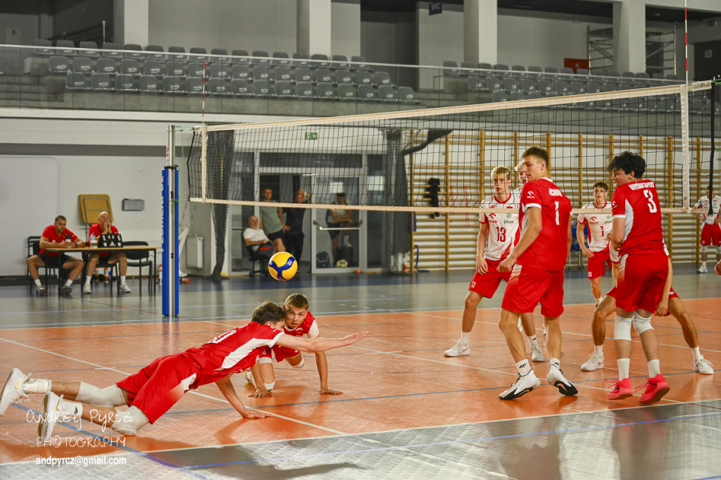 Piła: Kadra narodowa U-18 w siatkówce