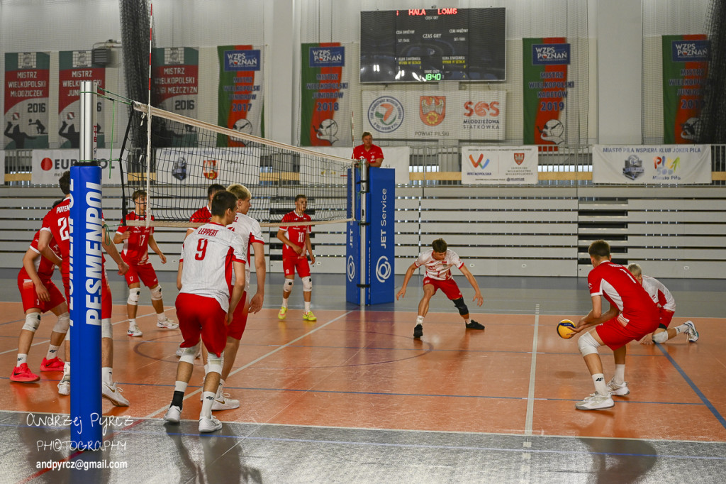 Piła: Kadra narodowa U-18 w siatkówce