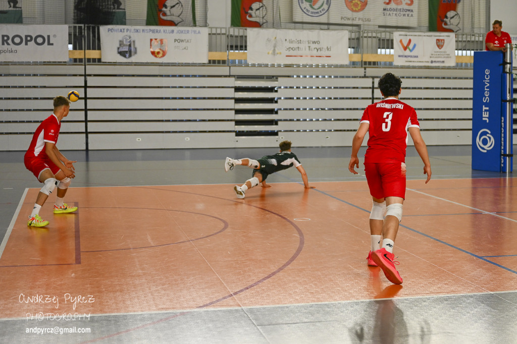Piła: Kadra narodowa U-18 w siatkówce