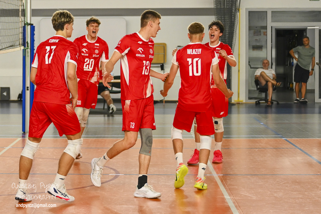 Piła: Kadra narodowa U-18 w siatkówce