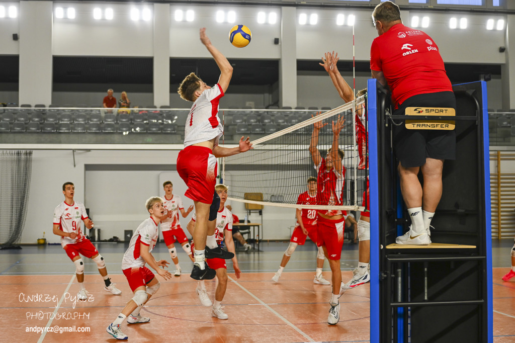 Piła: Kadra narodowa U-18 w siatkówce