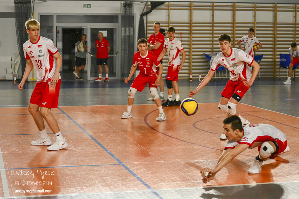 Piła: Kadra narodowa U-18 w siatkówce