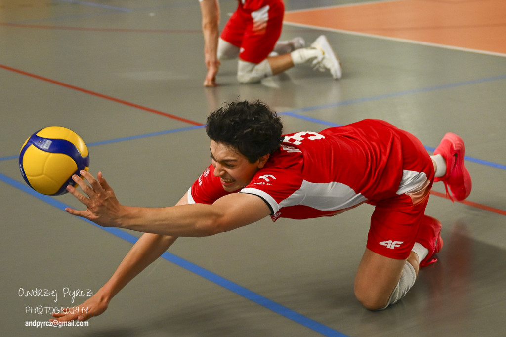 Piła: Kadra narodowa U-18 w siatkówce