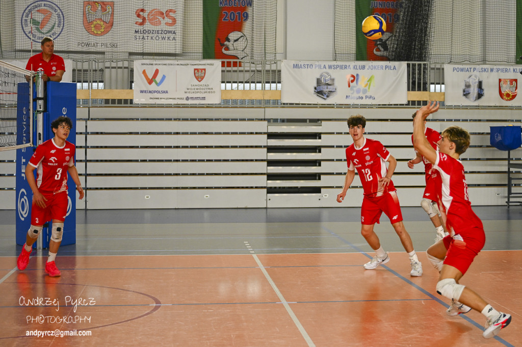 Piła: Kadra narodowa U-18 w siatkówce