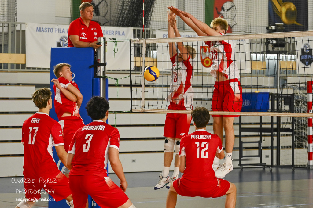 Piła: Kadra narodowa U-18 w siatkówce