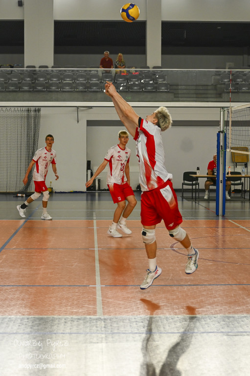 Piła: Kadra narodowa U-18 w siatkówce