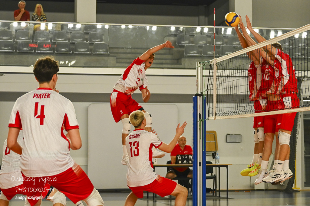 Piła: Kadra narodowa U-18 w siatkówce