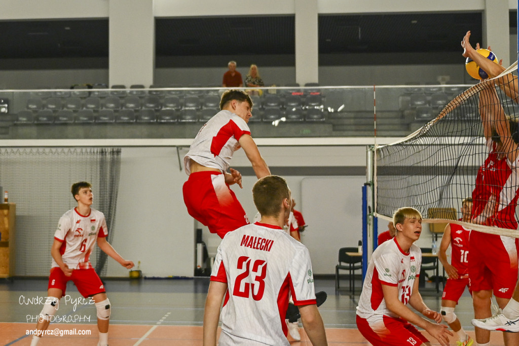 Piła: Kadra narodowa U-18 w siatkówce