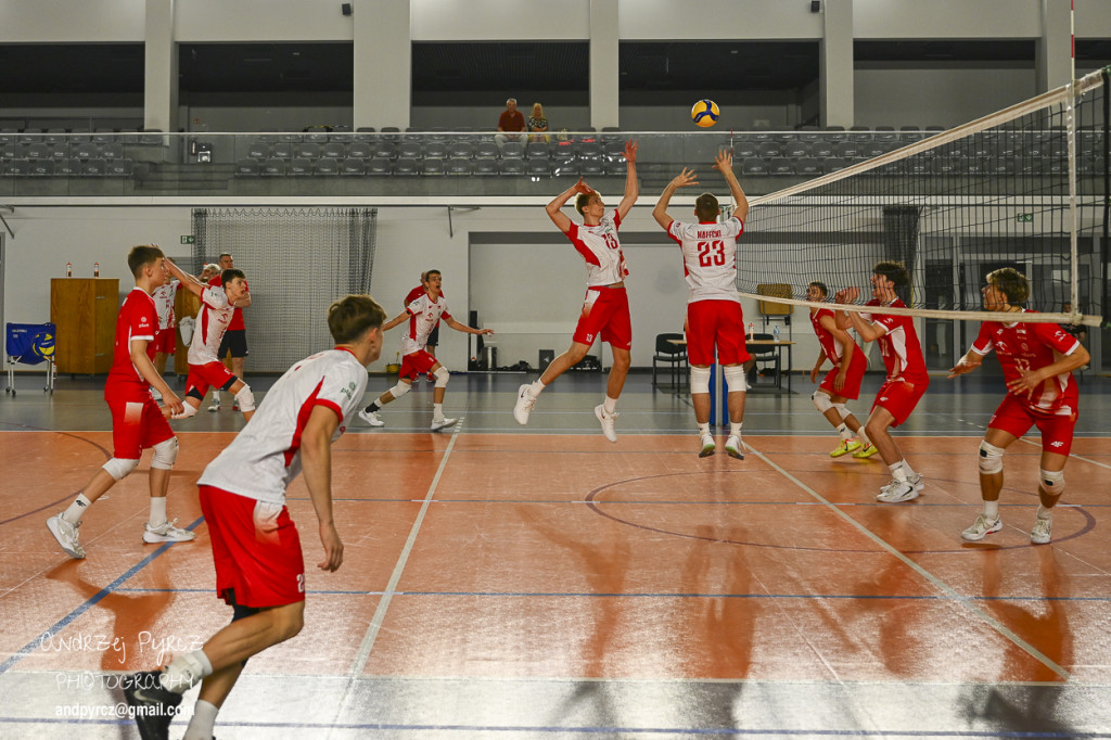 Piła: Kadra narodowa U-18 w siatkówce