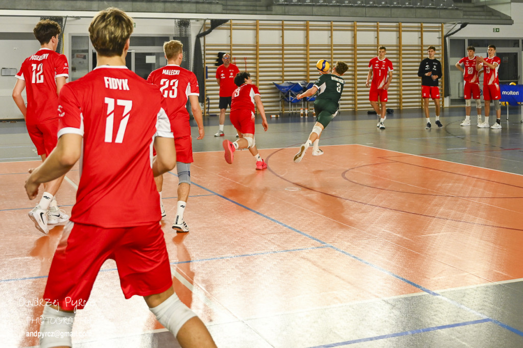 Piła: Kadra narodowa U-18 w siatkówce