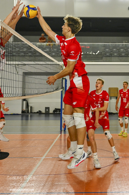 Piła: Kadra narodowa U-18 w siatkówce