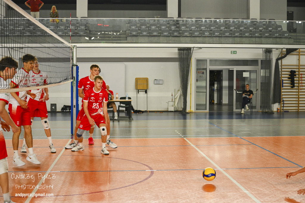 Piła: Kadra narodowa U-18 w siatkówce