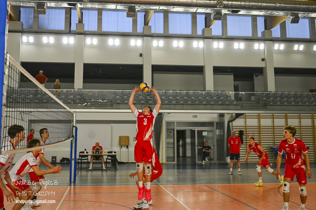 Piła: Kadra narodowa U-18 w siatkówce