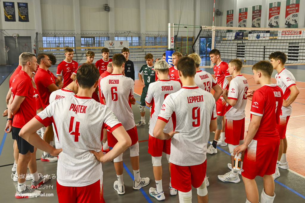 Piła: Kadra narodowa U-18 w siatkówce
