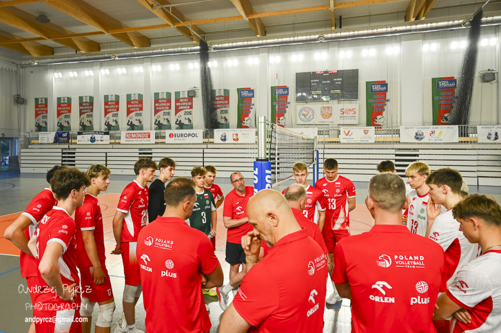 Piła: Kadra narodowa U-18 w siatkówce