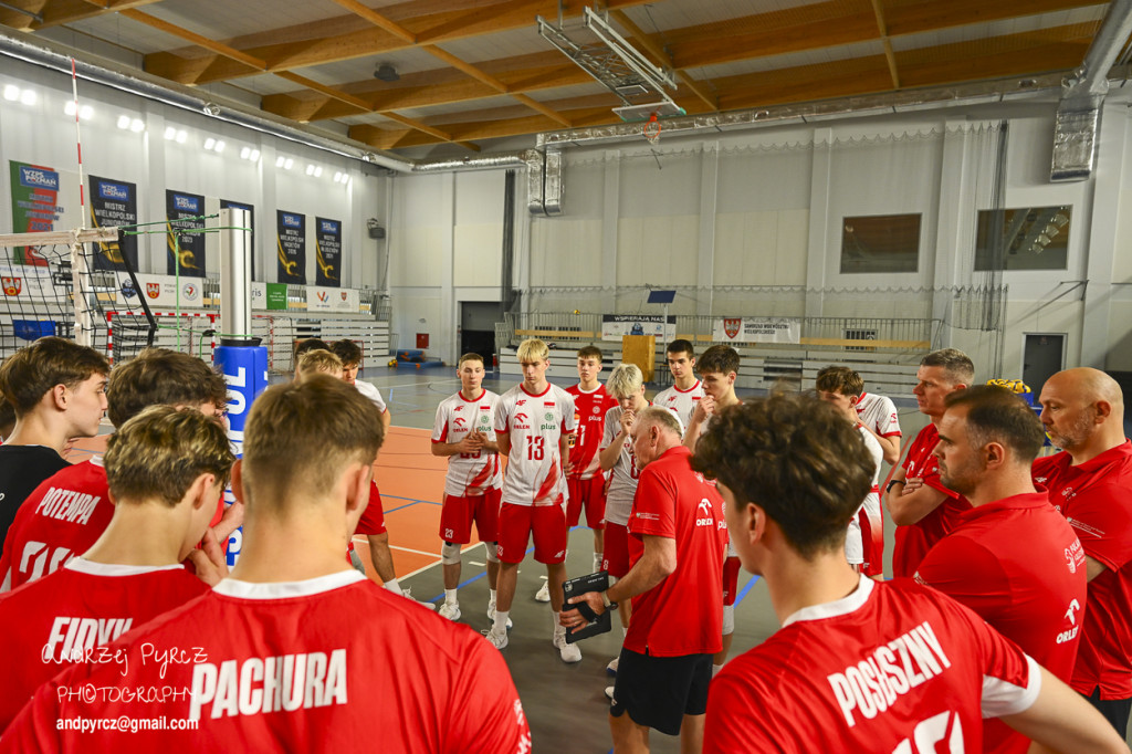 Piła: Kadra narodowa U-18 w siatkówce