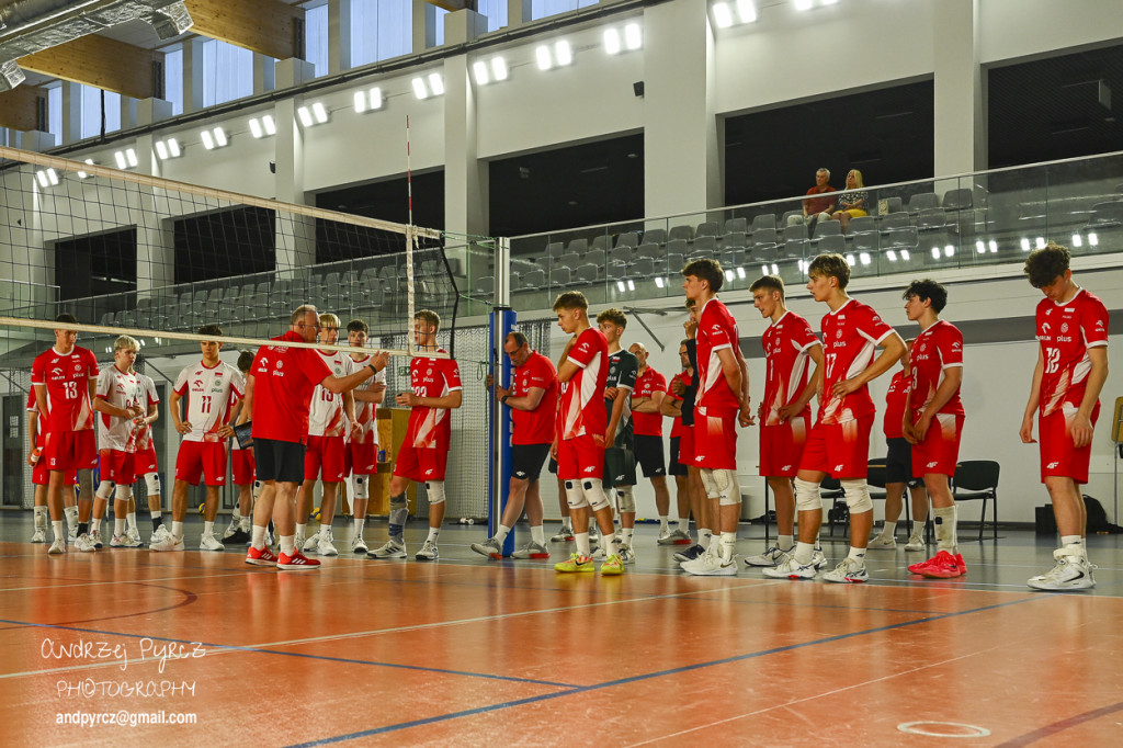 Piła: Kadra narodowa U-18 w siatkówce
