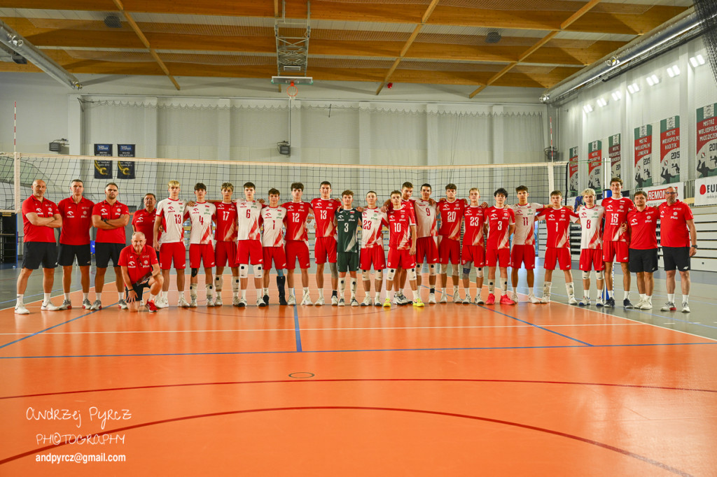 Piła: Kadra narodowa U-18 w siatkówce
