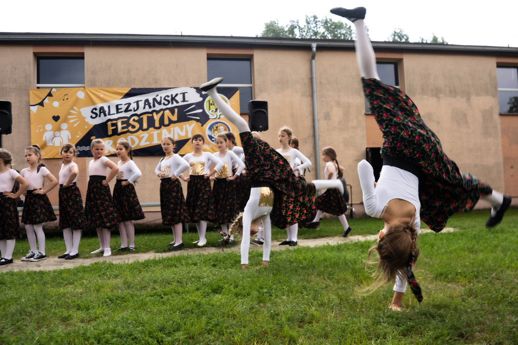 25 lat Salezjańskiej Szkoły Podstawowej w Pile