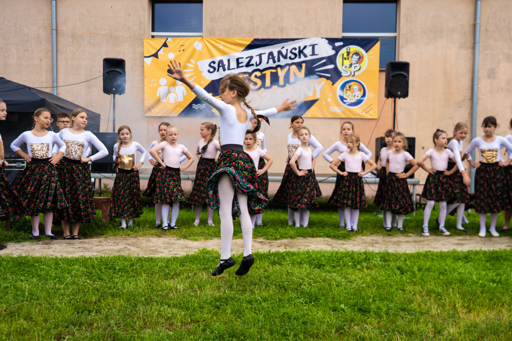 25 lat Salezjańskiej Szkoły Podstawowej w Pile