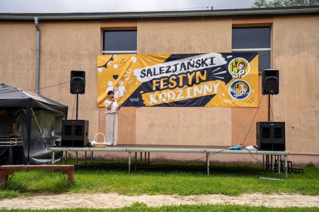 25 lat Salezjańskiej Szkoły Podstawowej w Pile