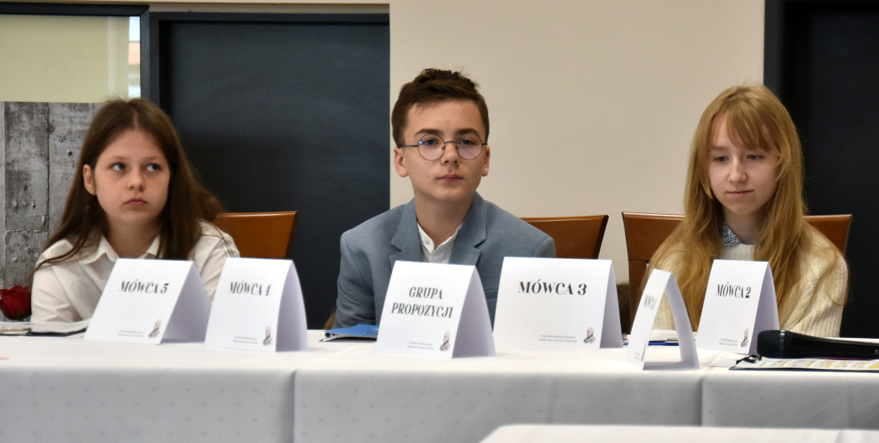 Debata oksfordzka w Słomkach
