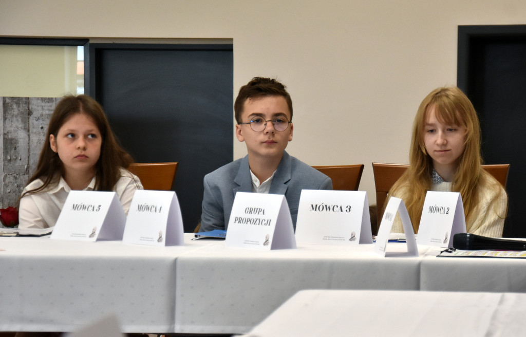 Debata oksfordzka w Słomkach