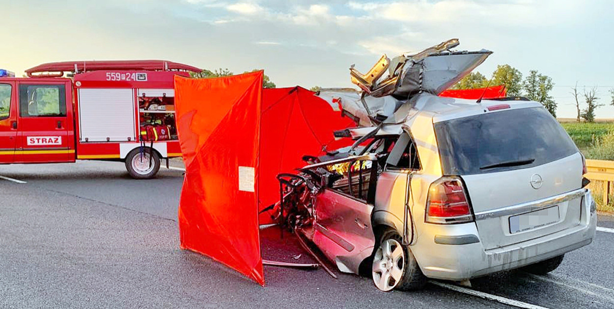 Śmiertelny wypadek na obwodnicy Wyrzyska. Zginął kierowca Opla