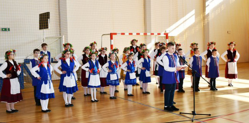 Zespół Pieśni i Tańca Modraki, Małgorzata Jakóbek, Edyta Kałużna